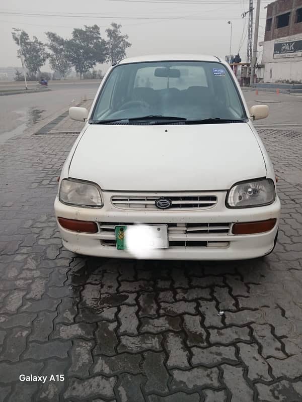 Daihatsu Cuore 2004 3