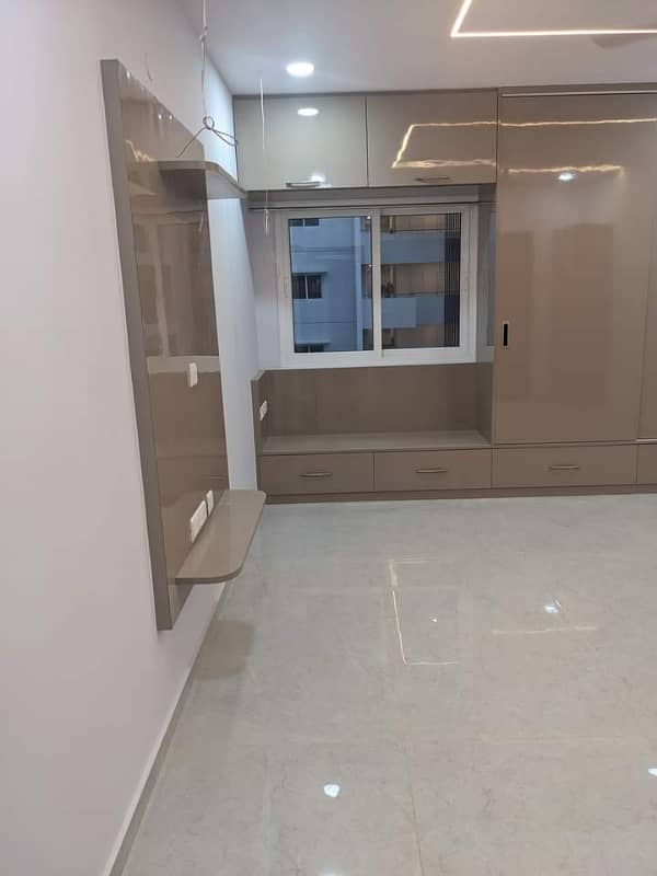 1200 sqft beautiful flat for sale in johar town 8