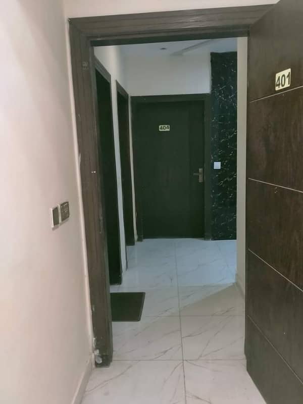 700 sqft beautiful flat for sale in johar town 0