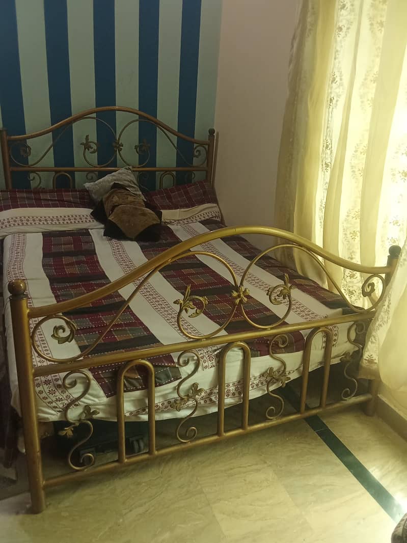 Double Iron Bed + Matress 0