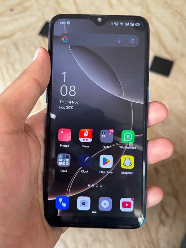 Oppo Reno Z(Only mobile). 2