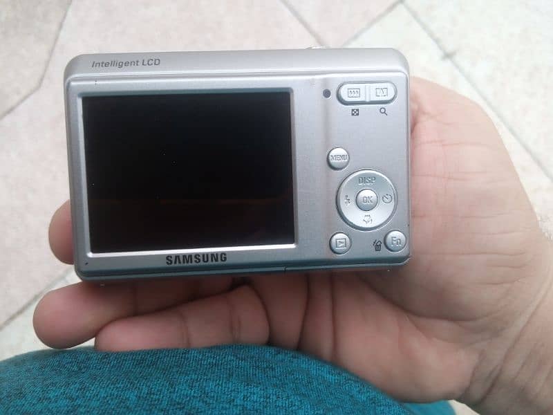 SAMSUNG brand new camera 1