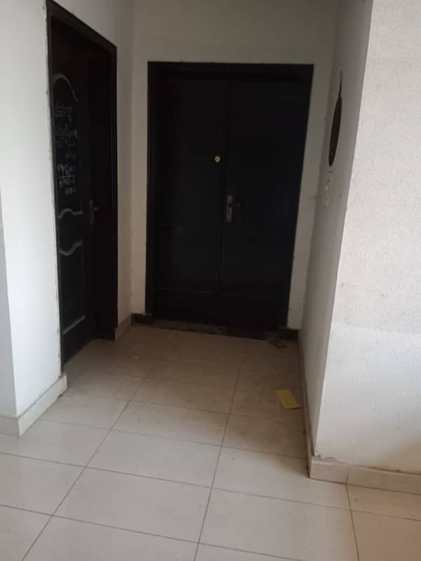 3xBed Army Apartments (6th Floor) in Askari 11 are available for Rent. 1