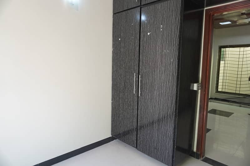 1 Kanal House Available For Rent Pcsir Society Ph2 Block B 6