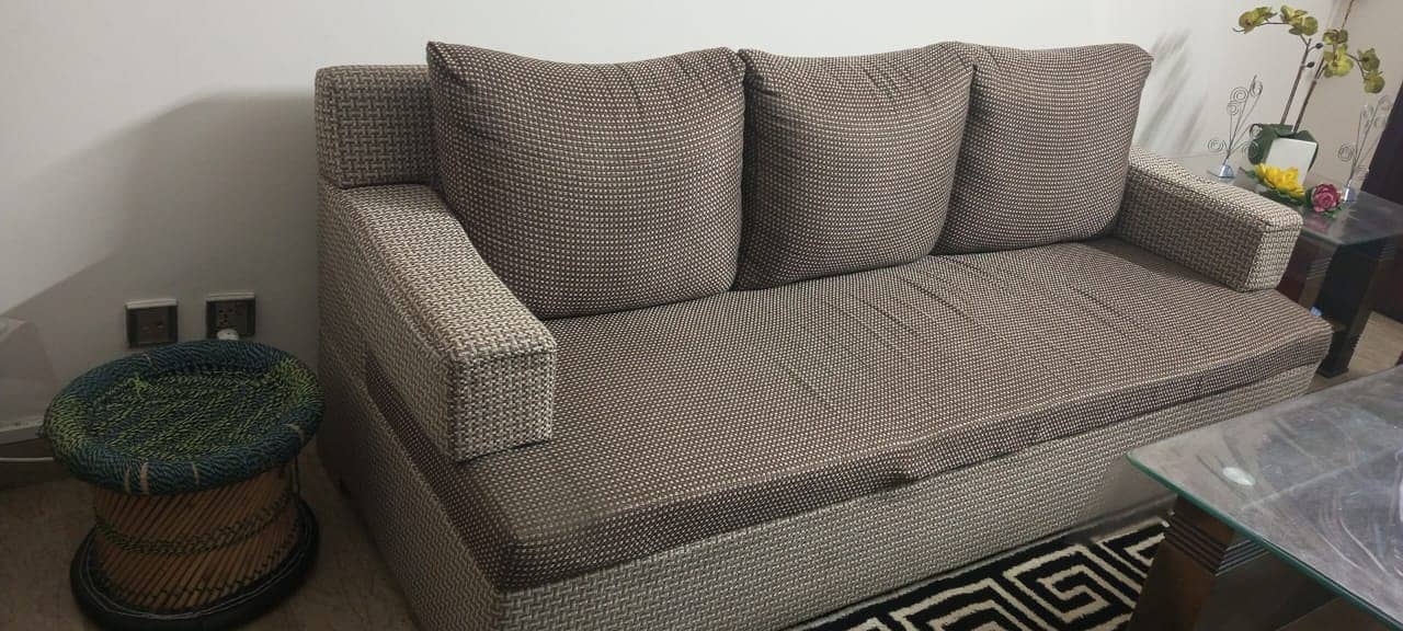 7 seater sofa set for sale in bahria town 0