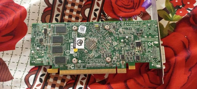 AMD  RADEON  HD8570  1GB  GDDR3  128BIT 1