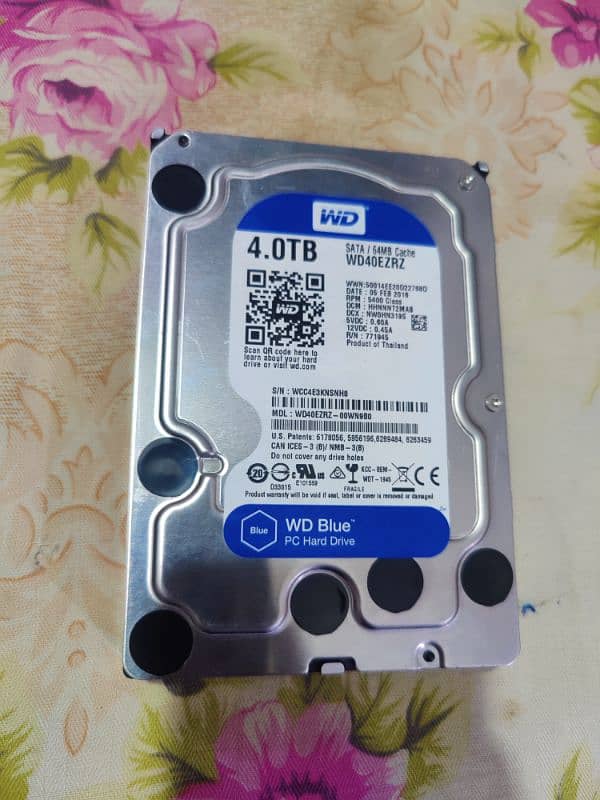 WD Hard Drive 4 TB 0