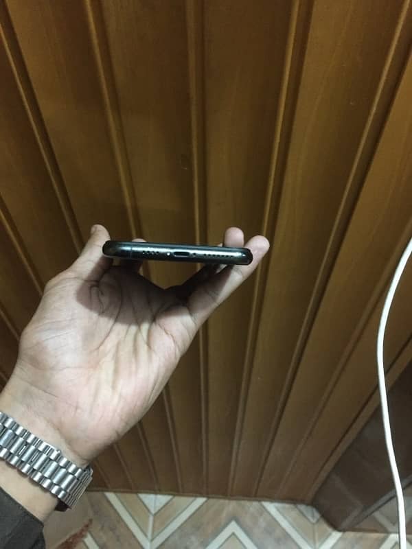 iPhone 11 Pro Max non  pta Face ID off memory 64gb 1