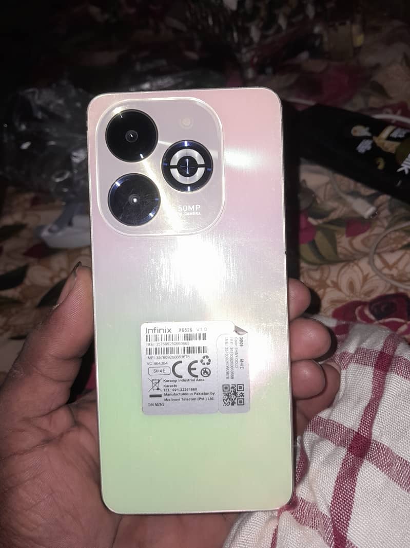 Infinix smart 8 4/64 0