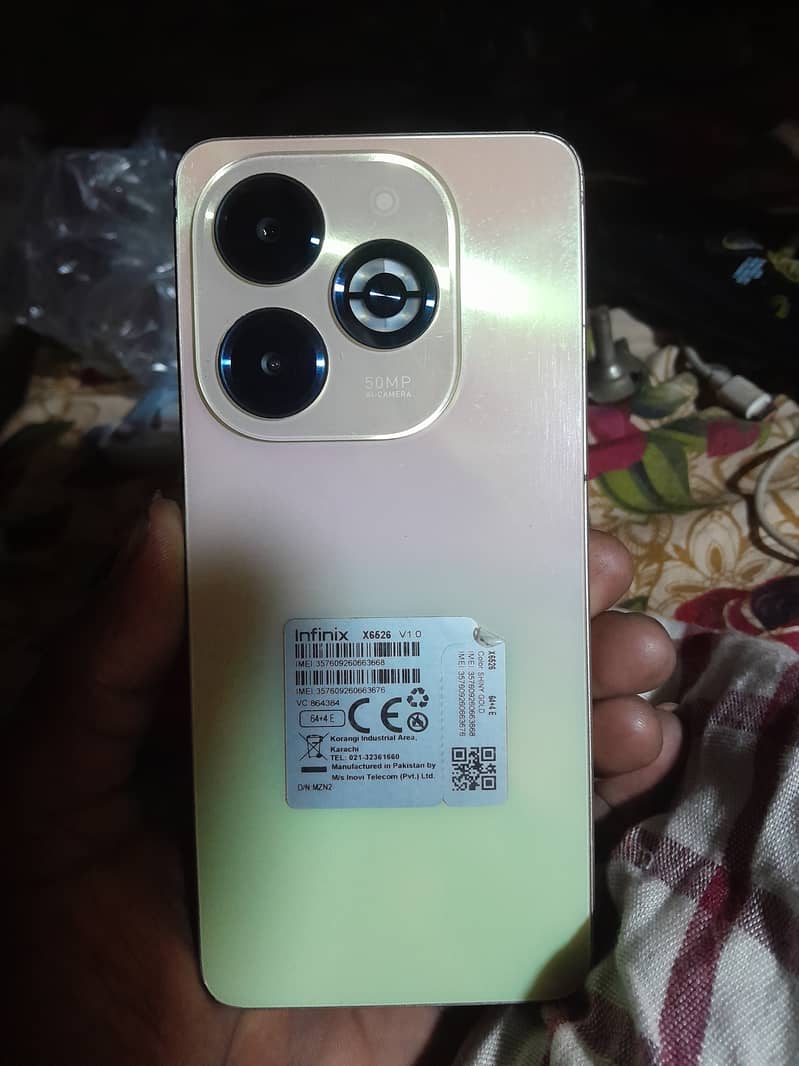 Infinix smart 8 4/64 1