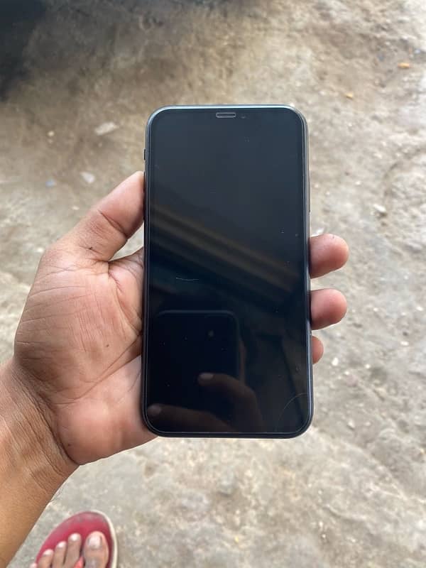 iphone Xr sealed paice 4