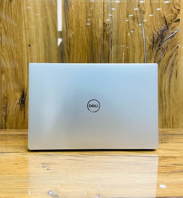 Dell XPS Touch 4k  i7-8th Gen 16Gb Ram 256Gb SSD 1