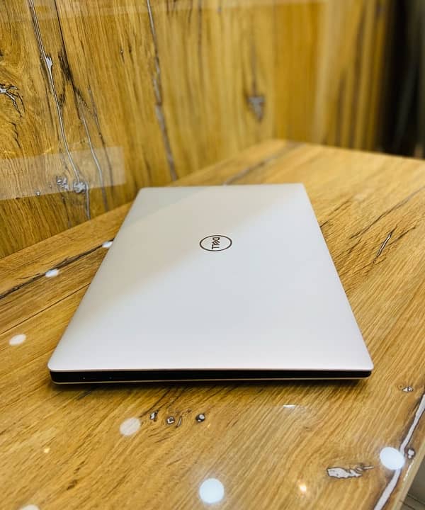 Dell XPS Touch 4k  i7-8th Gen 16Gb Ram 256Gb SSD 4