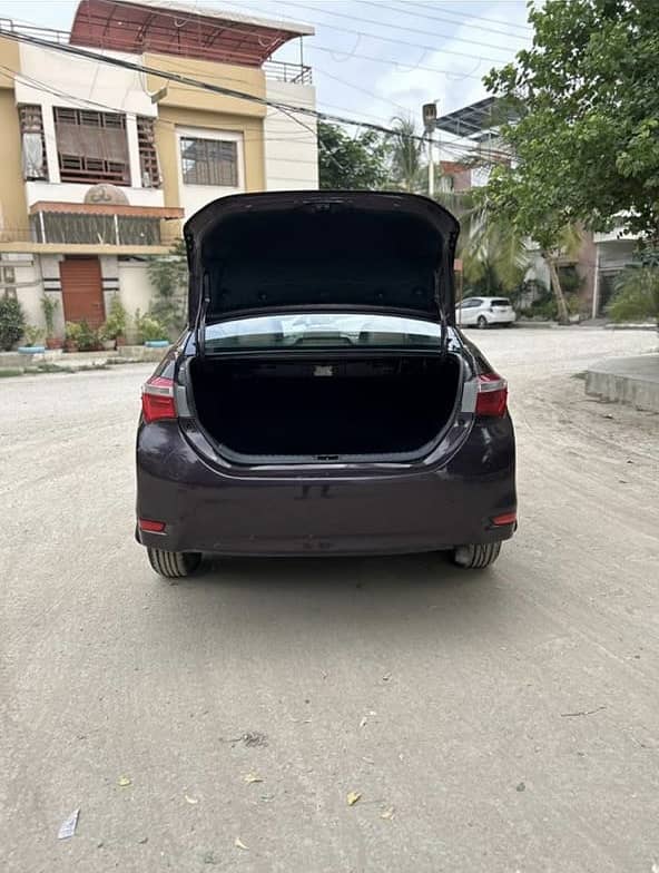 Toyota Corolla GLI 2015 Model 7