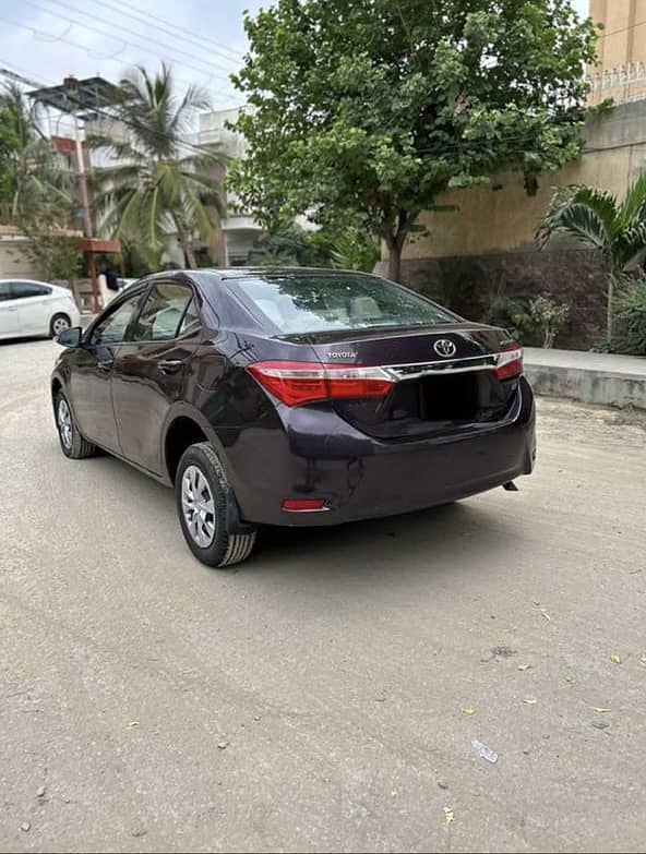 Toyota Corolla GLI 2015 Model 9