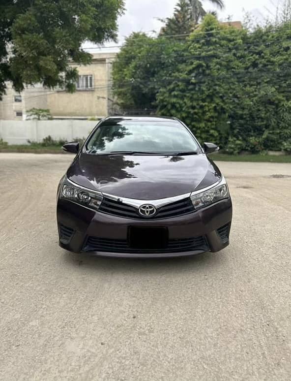 Toyota Corolla GLI 2015 Model 2