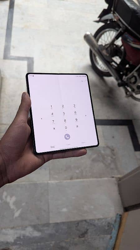 Samsung Galaxy Zfold 4 6