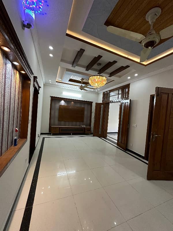 G 13 2 size 30x60 brand new house for sale beautiful location 3