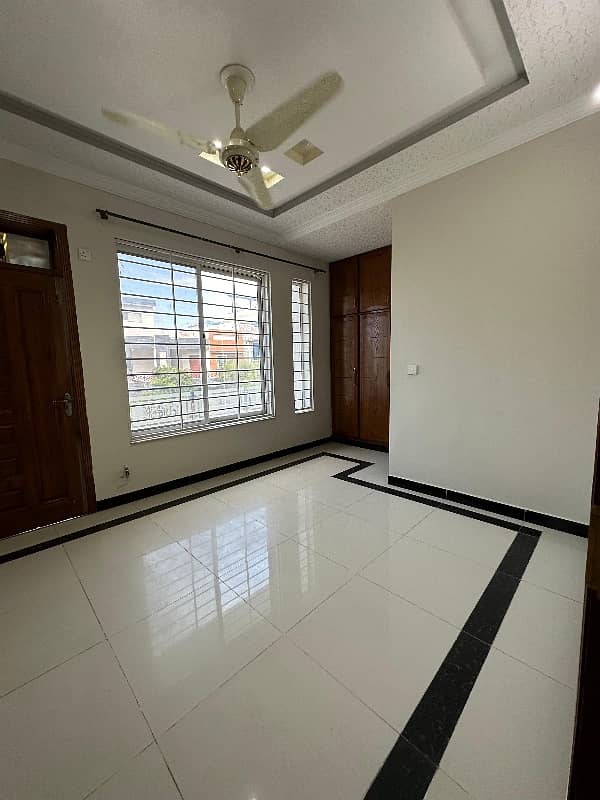 G 13 2 size 30x60 brand new house for sale beautiful location 13