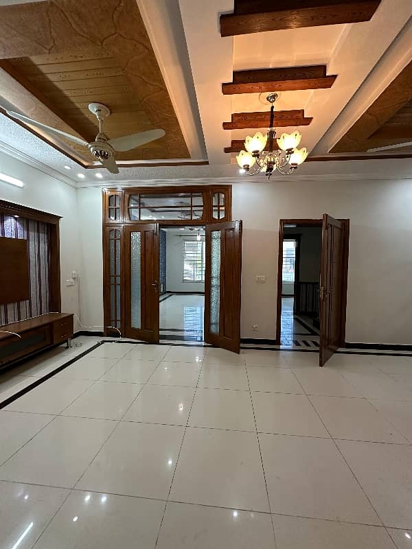 G 13 2 size 30x60 brand new house for sale beautiful location 15