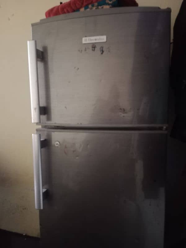 Electrolux fridge full size 0