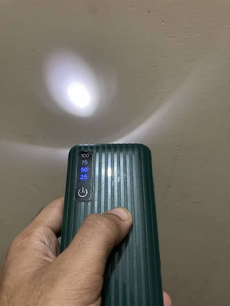 Samsung 20000mAh. 3