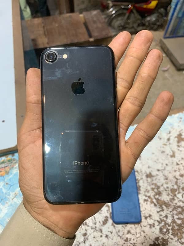 iPhone 7 black colour 1