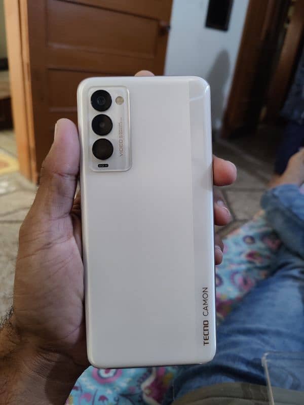 techno camon 18p 1