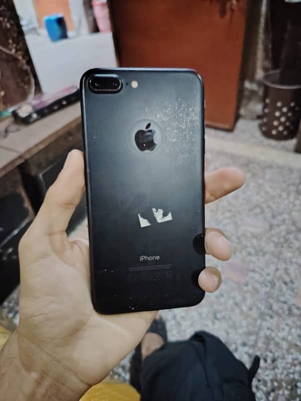 iphone 7 plus 128gb pta approved 5