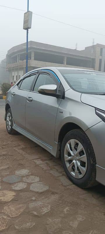 Toyota Corolla GLI 2015 brand new car 3