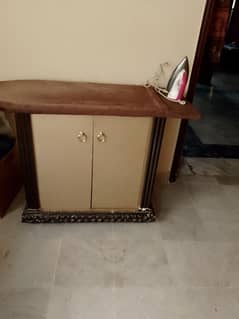 dressing iron stand