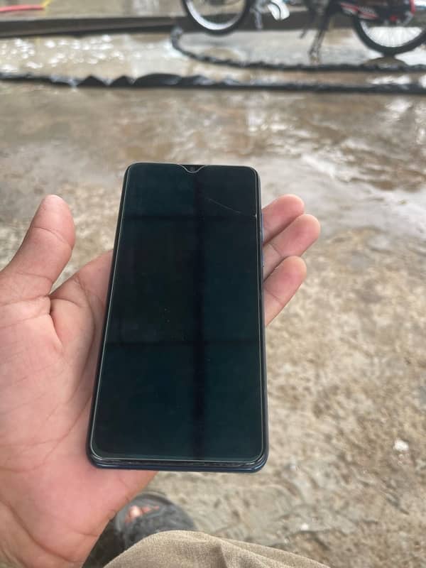 huawei p30 lite box and charger sath he pta approved 6 ram 128 0