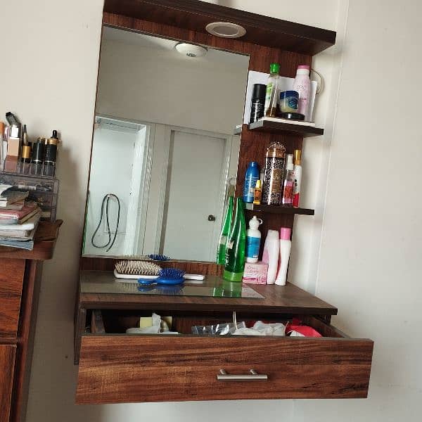 Beautiful hanging Mirror Best quality 1