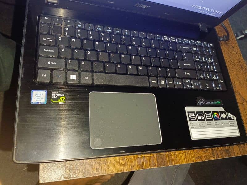 Acer Slim Gaming laptop GTX 950M 2