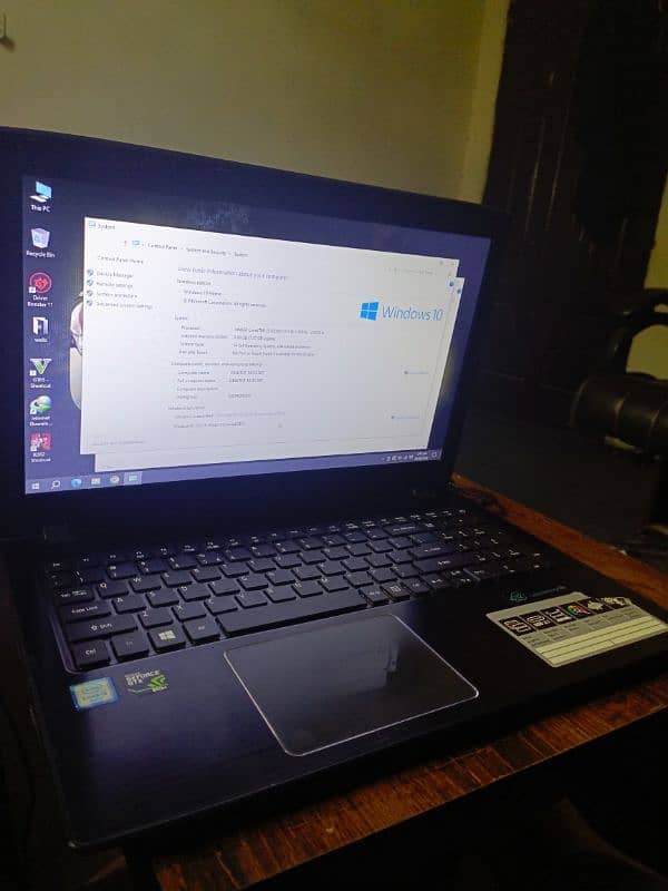 Acer Slim Gaming laptop GTX 950M 4