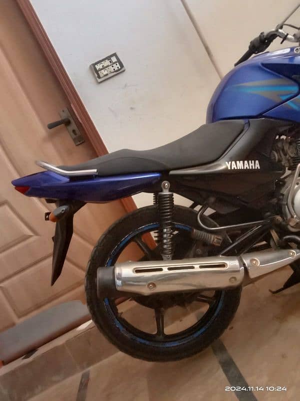 Yamaha ybr g 13