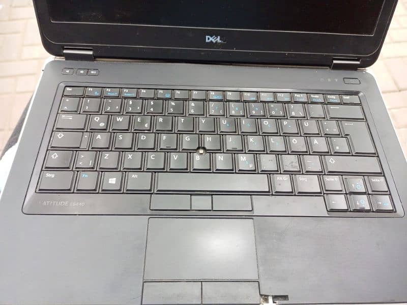 dell used laptop with 16gb RAM 1