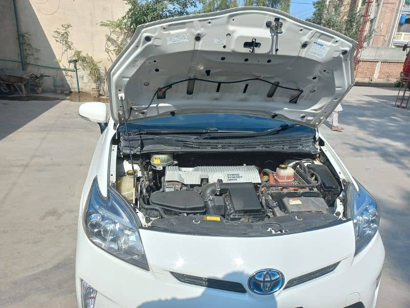 Toyota Prius S LED 2010 13