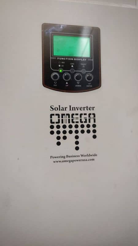 Omega Solar Inverter 3KVA - Excellent Condition 0