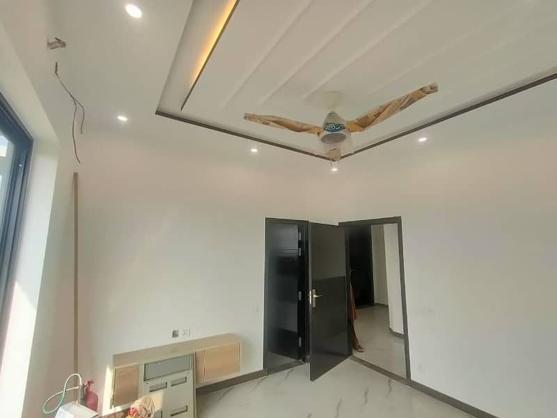 40-Marla Brand New Upper Portion for Rent in DHA Ph-7 Lahore Owner Built House. 11