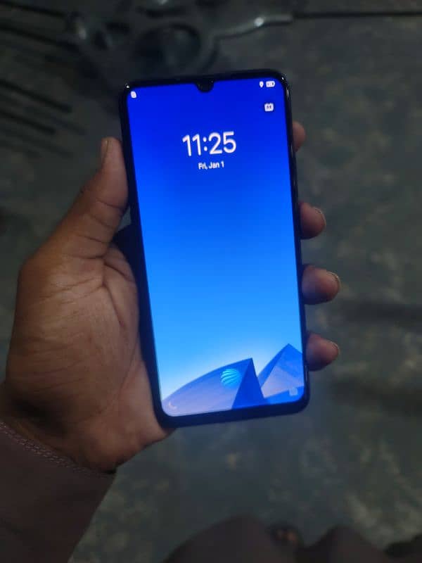 vivo s1 4/128 original urgent sell 1