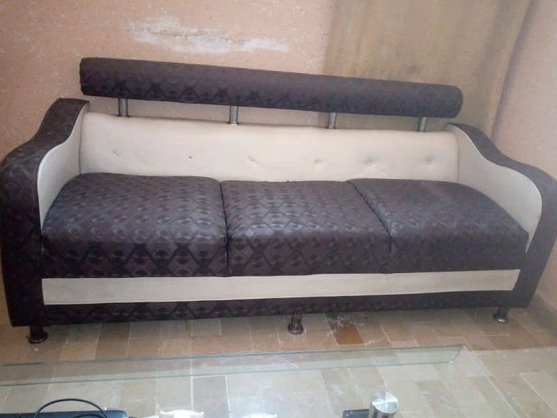 5 seater sofa set. 2