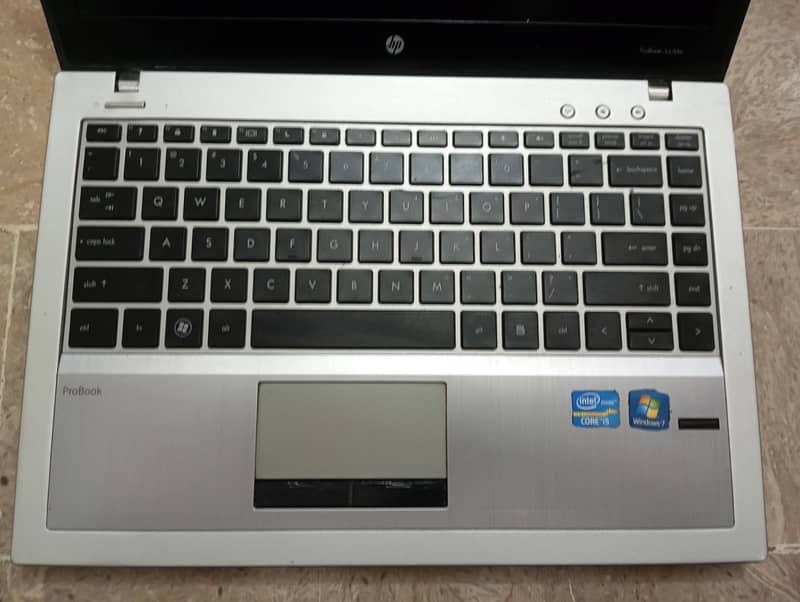 Hp Probook 5330m, core i5 (2nd  generation) 4