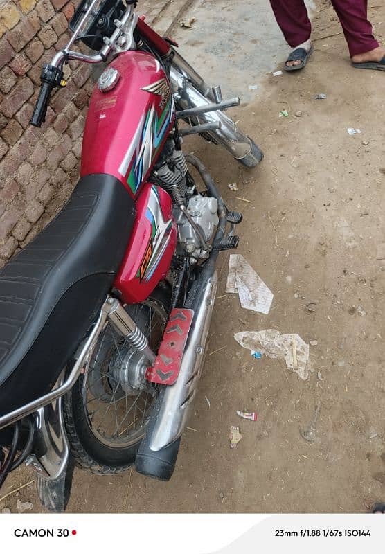 honda 125 2023 modal 3