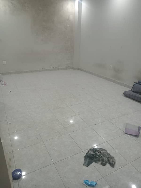 2nf Floor Flat / Apartment for rent in ghauri town near dua chowk express way 1