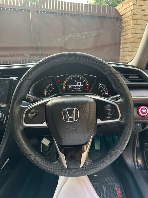 Honda Civic Oriel 2018 3