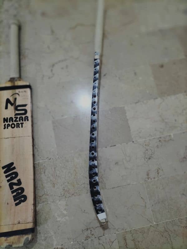 selling two bats 3