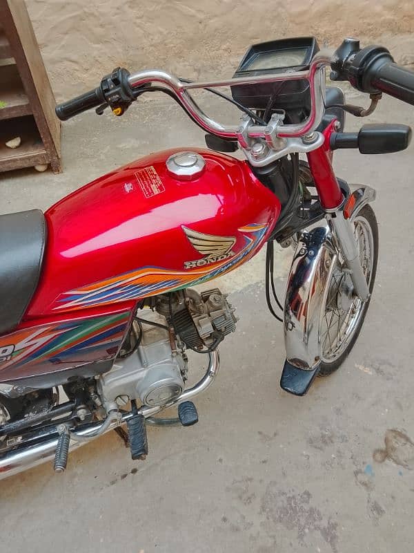 Honda cd70 6