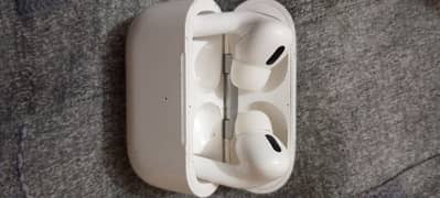 airpods pro 1st generation