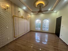 Upper Portion Of 10 Marla Available For Rent In Tauheed Block Sector F Bahria Town Lahore